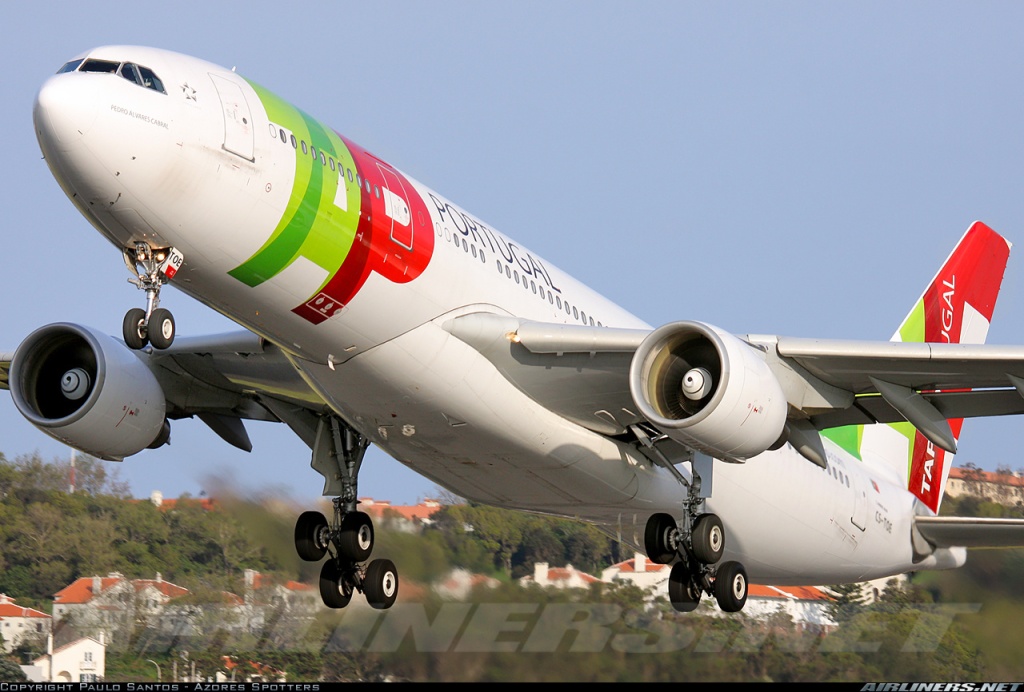 [Portugal] Para VP da Avianca, processo de compra da Tap só começa agora  Tap-portugal-airbus-a330-2001